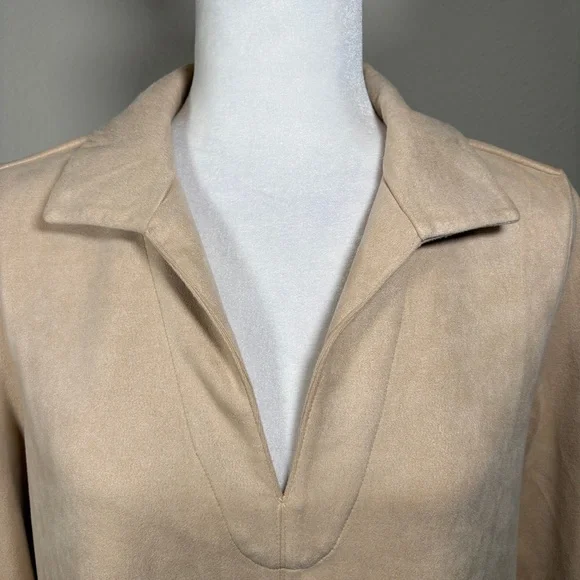 Tuckernuck Bone Margot Faux Suede Top Size Medium - Picture 6 of 12